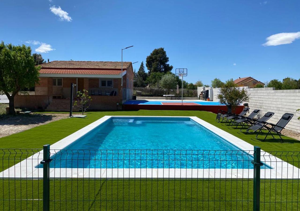 Casa Con Piscina, Villa Alarilla Fuentiduena de Tajo Exteriér fotografie