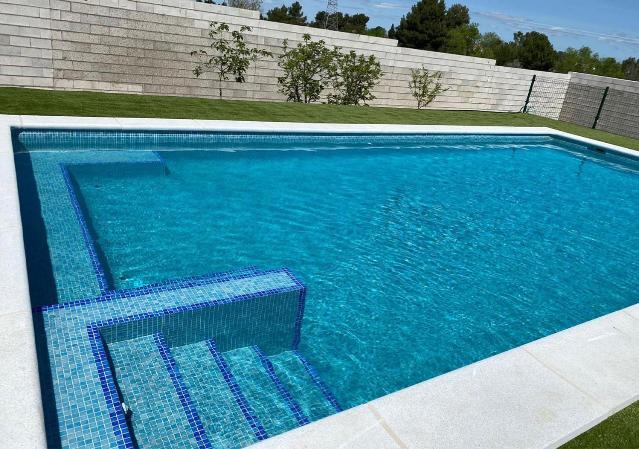Casa Con Piscina, Villa Alarilla Fuentiduena de Tajo Exteriér fotografie